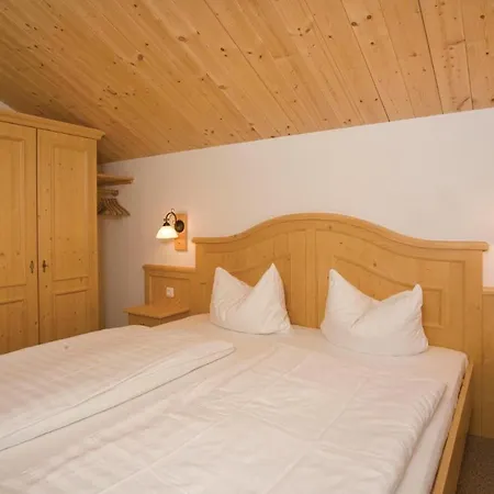 Three-bedroom Holiday In Annaberg im Lammertal